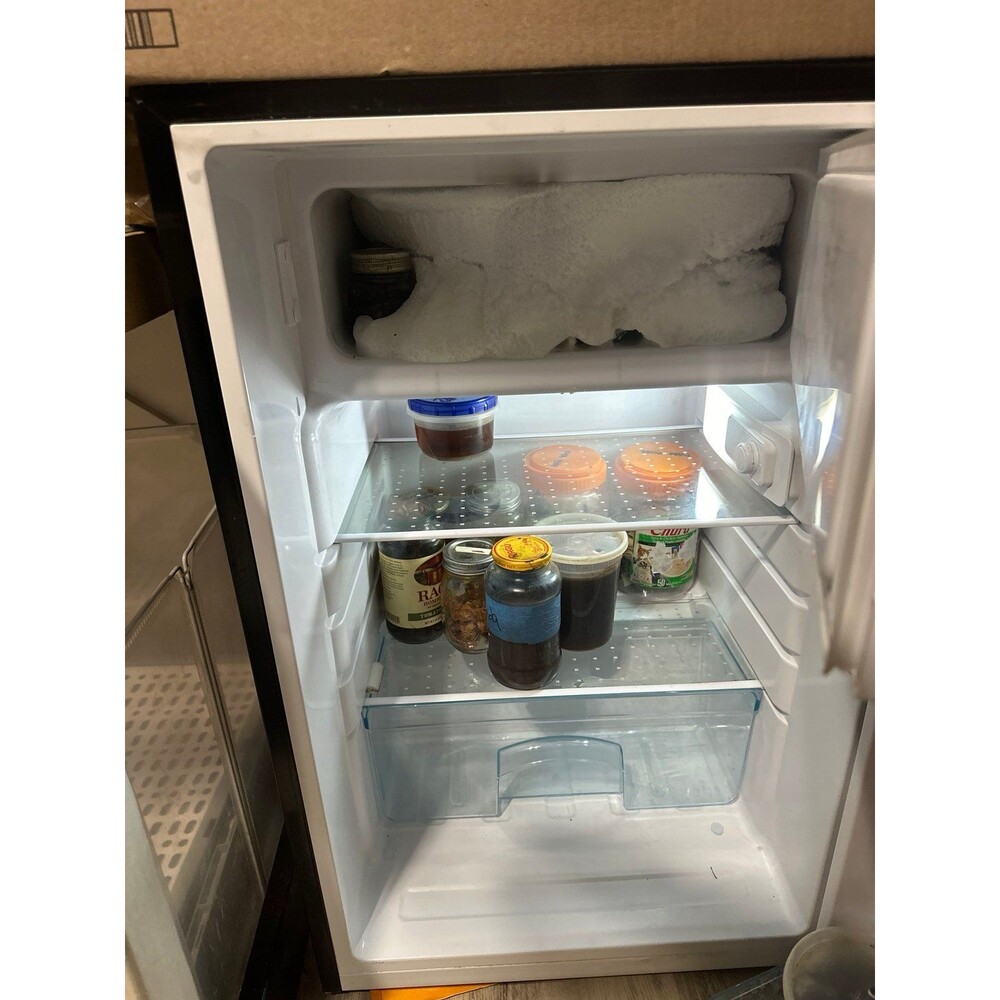 Mini fridge - Picture 2 of 4
